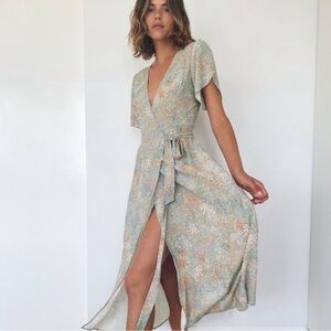 ARITZIA - Kiruna Dress Floral/Sage Frost - Size M